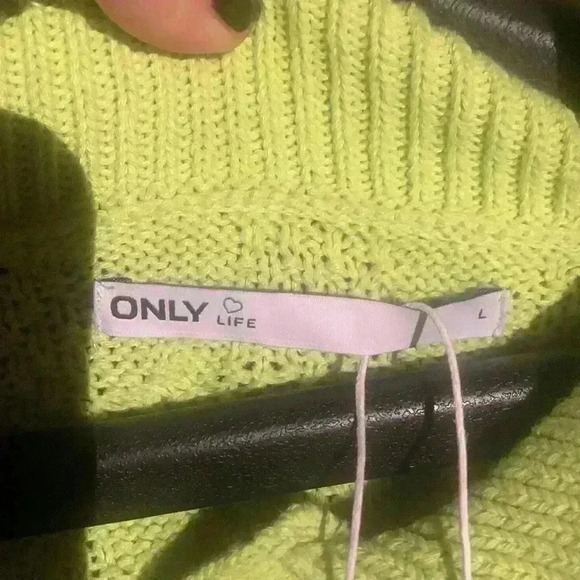 Only Cropped Polo Knit NWT - Picture 6 of 8